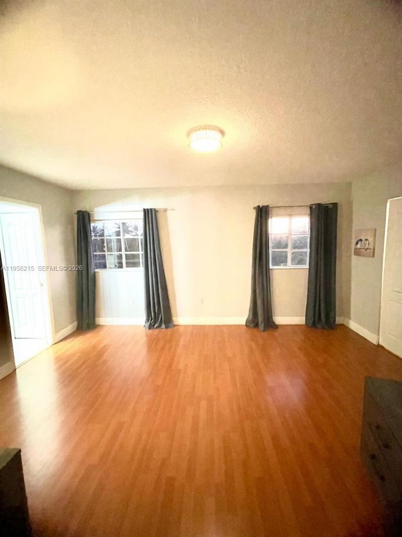 16030 SW 42nd Ter, Miami, FL 33185 Photo