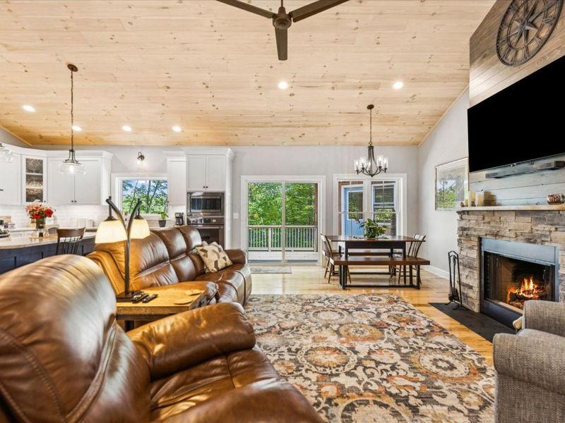 972 Sauk Lane, Hideaway Hills, OH 43107 Photo 12