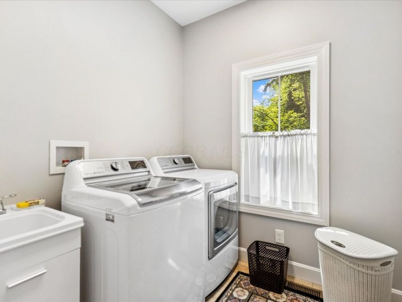 972 Sauk Lane, Hideaway Hills, OH 43107 Photo 14