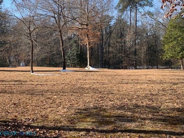 000 Ark Road, Gloucester, VA 23061