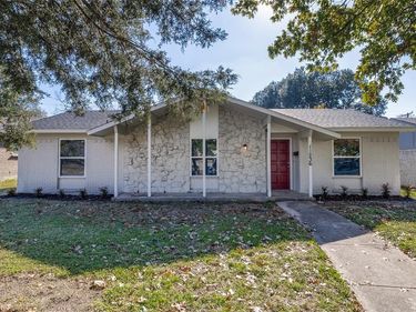 11236 Quail Run Street, Dallas, TX 75238