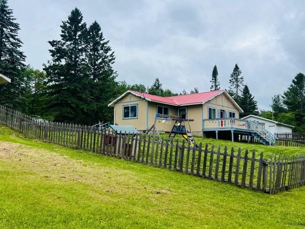 6637 Forsyth Drive, Cheboygan, MI 49721