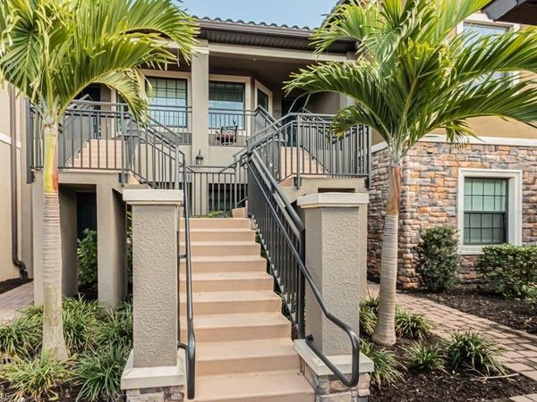 9378 Pocida CT, Unit 202, NAPLES, FL 34119