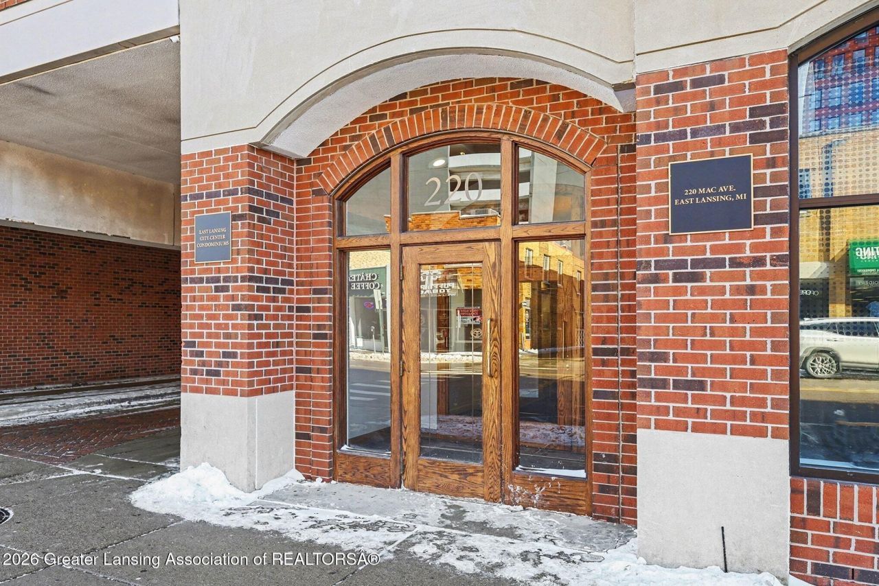 220 Mac Avenue, East Lansing, MI 48823 Main Photo