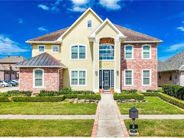 224 LEGRANDE BAYOU Lane, Kenner, LA 70065