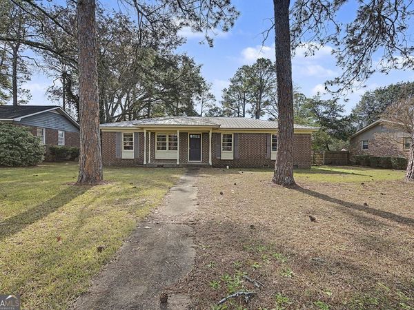 2620 Pine Valley Road, Albany, GA 31707