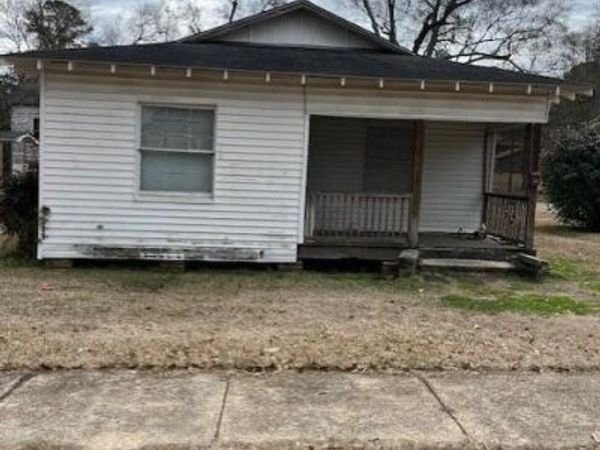 315 Kentucky Avenue, McComb, MS 39648