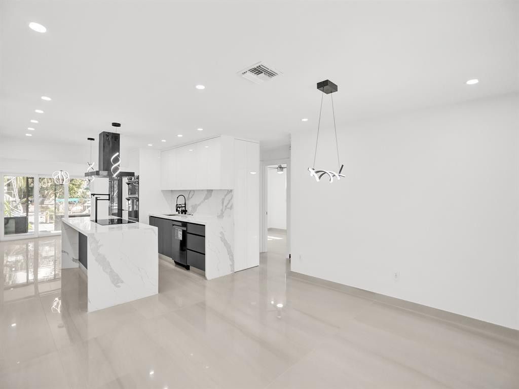 4530 SW 34th Dr, Dania Beach, FL 33312 Photo