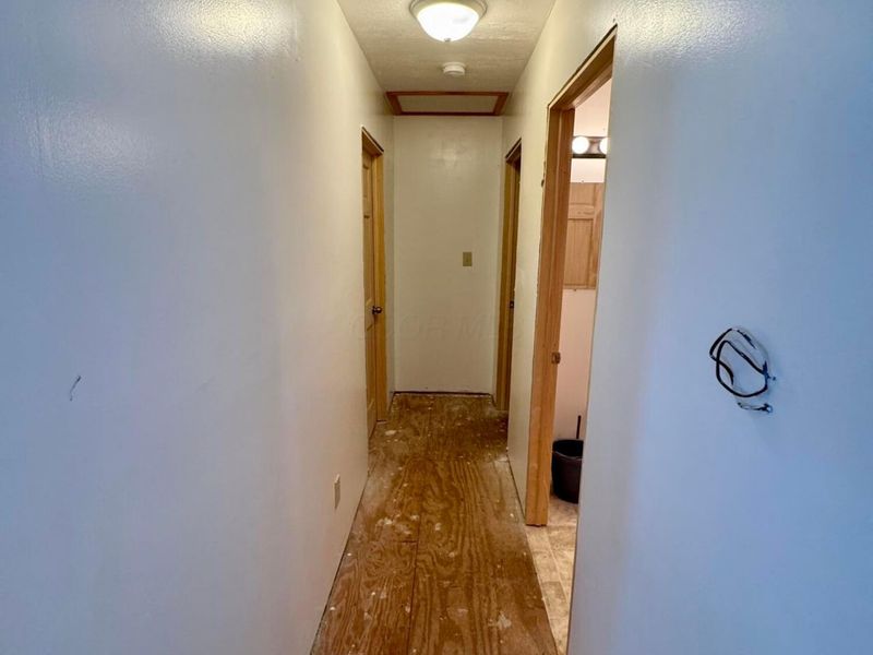 4 W Noble Street , Marengo, OH 43334 Photo 13