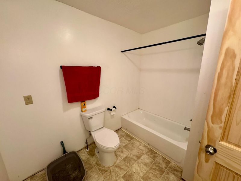 4 W Noble Street , Marengo, OH 43334 Photo 15