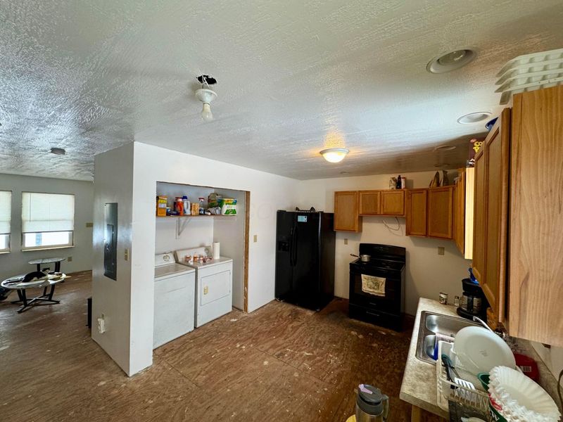 4 W Noble Street , Marengo, OH 43334 Photo 9