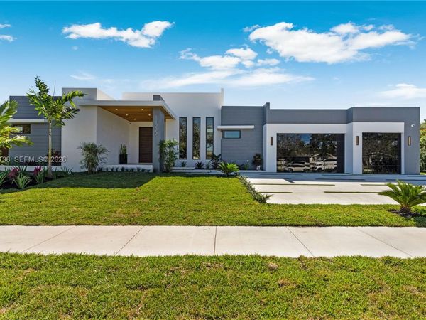 11000 SW 120th St , Miami, FL 33176