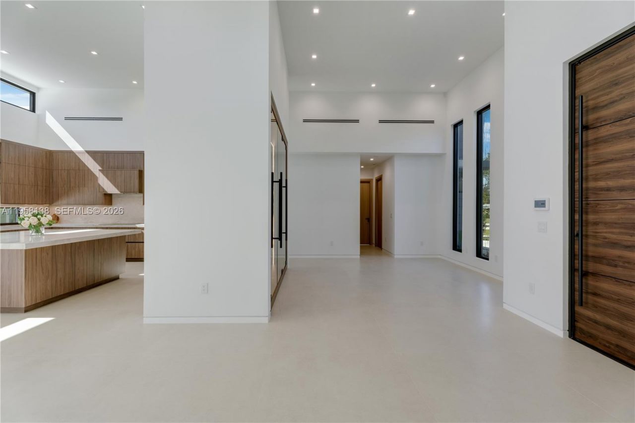 11000 SW 120th St , Miami, FL 33176 Photo