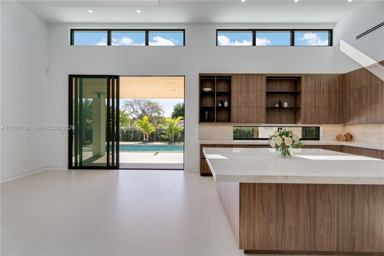 11000 SW 120th St , Miami, FL 33176 Photo