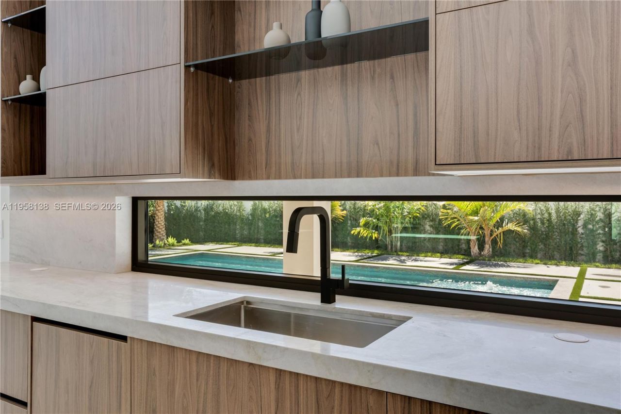 11000 SW 120th St , Miami, FL 33176 Photo