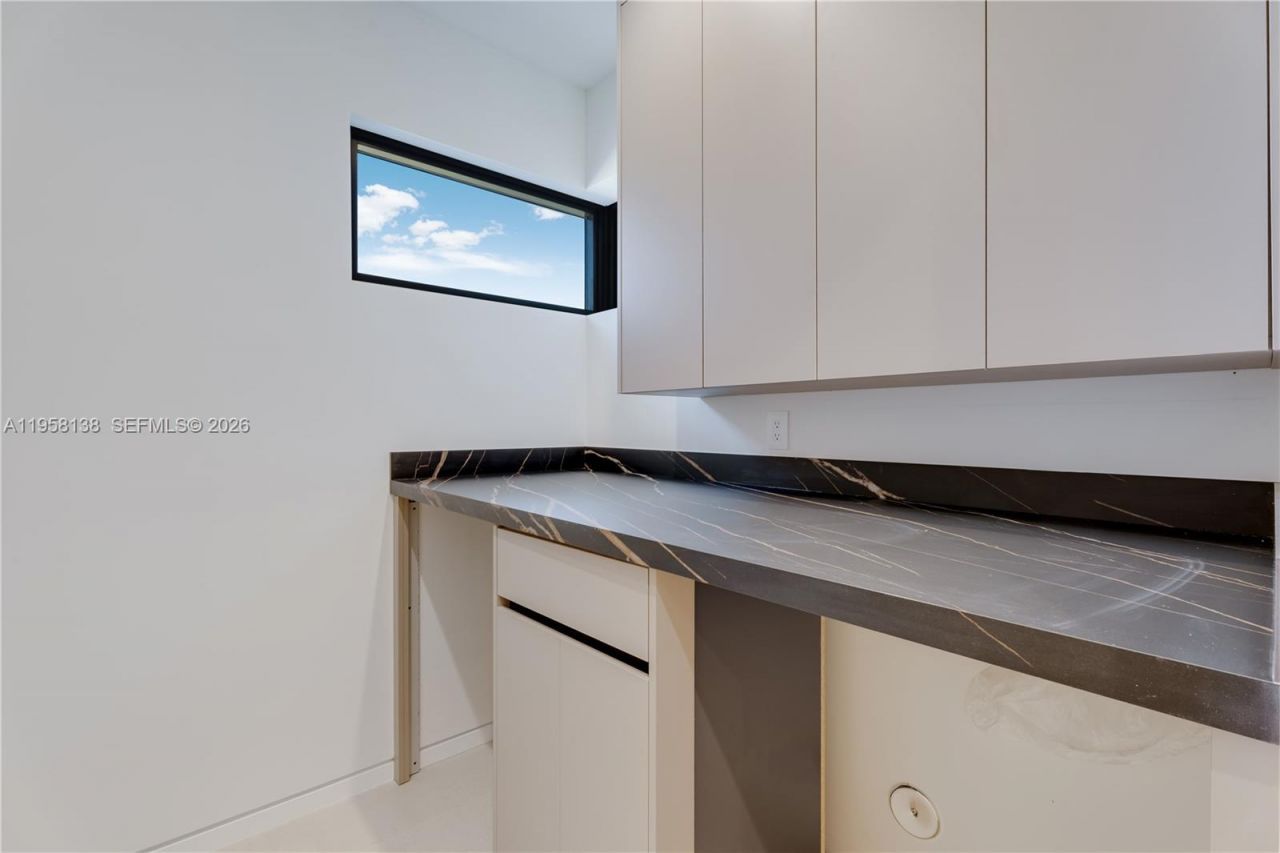 11000 SW 120th St , Miami, FL 33176 Photo