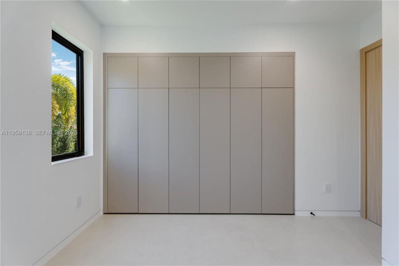 11000 SW 120th St , Miami, FL 33176 Photo