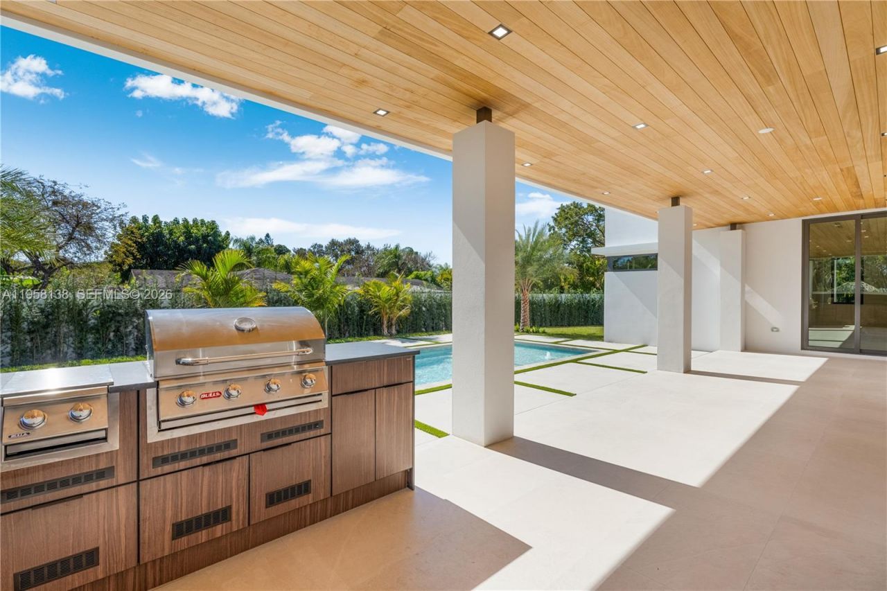 11000 SW 120th St , Miami, FL 33176 Photo