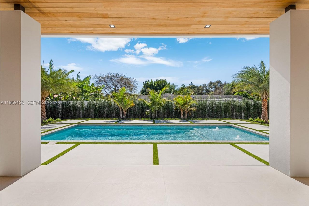 11000 SW 120th St , Miami, FL 33176 Photo