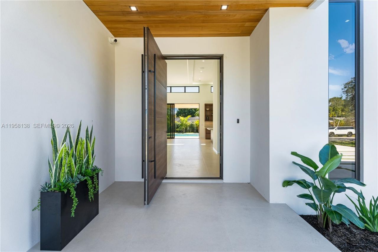 11000 SW 120th St , Miami, FL 33176 Photo