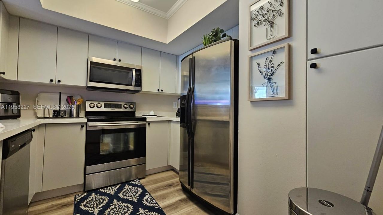 17375 Collins Ave , Unit 2304, Sunny Isles Beach, FL 33160 Photo