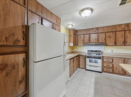 131 Hibiscus Ave, Sacramento, CA 95828 Photo