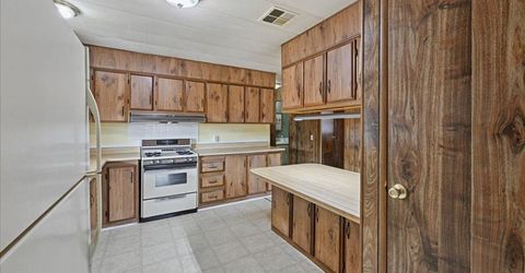 131 Hibiscus Ave, Sacramento, CA 95828 Photo