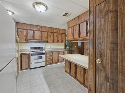 131 Hibiscus Ave, Sacramento, CA 95828 Photo