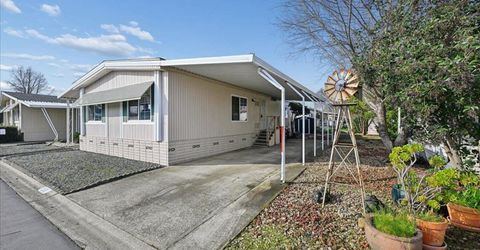 131 Hibiscus Ave, Sacramento, CA 95828 Photo