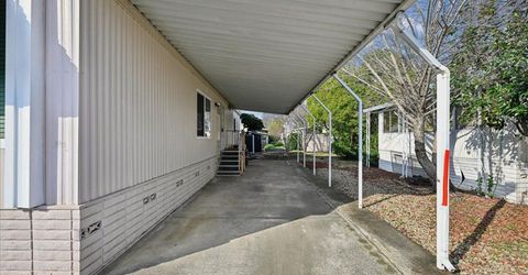 131 Hibiscus Ave, Sacramento, CA 95828 Photo