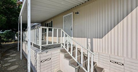 131 Hibiscus Ave, Sacramento, CA 95828 Photo