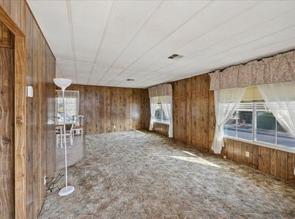 131 Hibiscus Ave, Sacramento, CA 95828 Photo