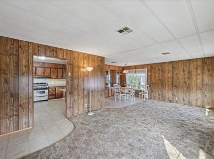 131 Hibiscus Ave, Sacramento, CA 95828 Photo