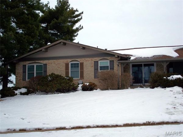 3145 Leisurewood Court, Unit A, Florissant, MO 63033