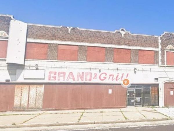 2501 N Grand Boulevard , St Louis, MO 63106