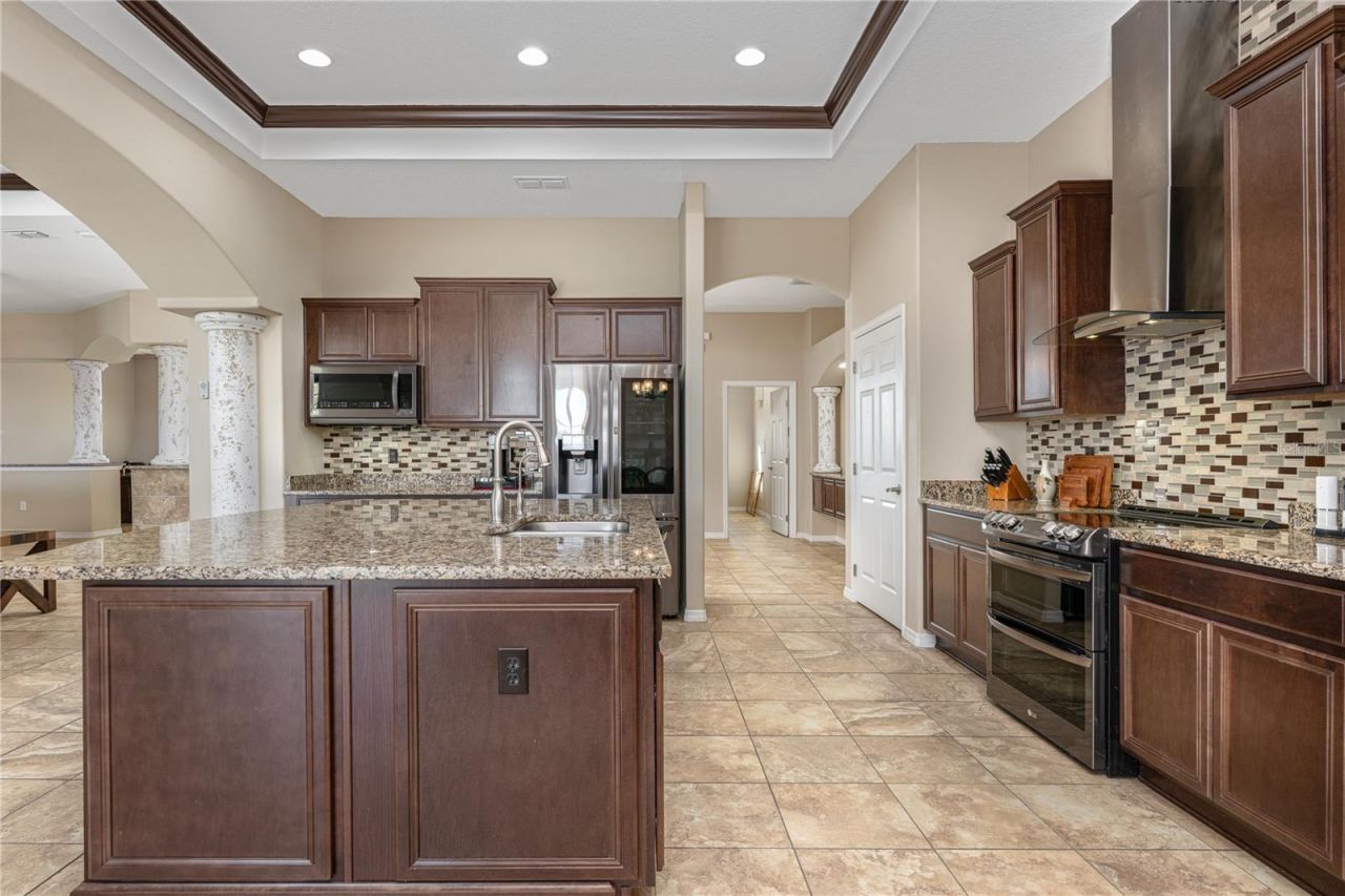 29222 Can Do Lane, Tavares, FL 32778 Photo