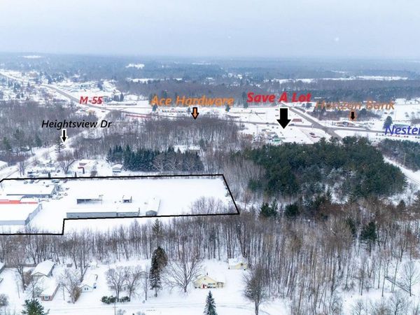 1409 Heightsview Drive, Houghton Lake Heights, MI 48630