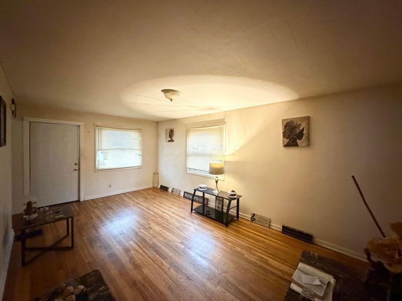 845 S Hampton Road, Columbus, OH 43227 Photo 4