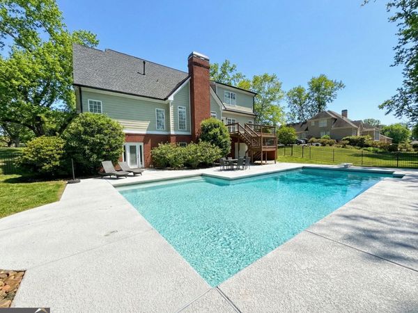 30 Lake Park Court, Sharpsburg, GA 30277