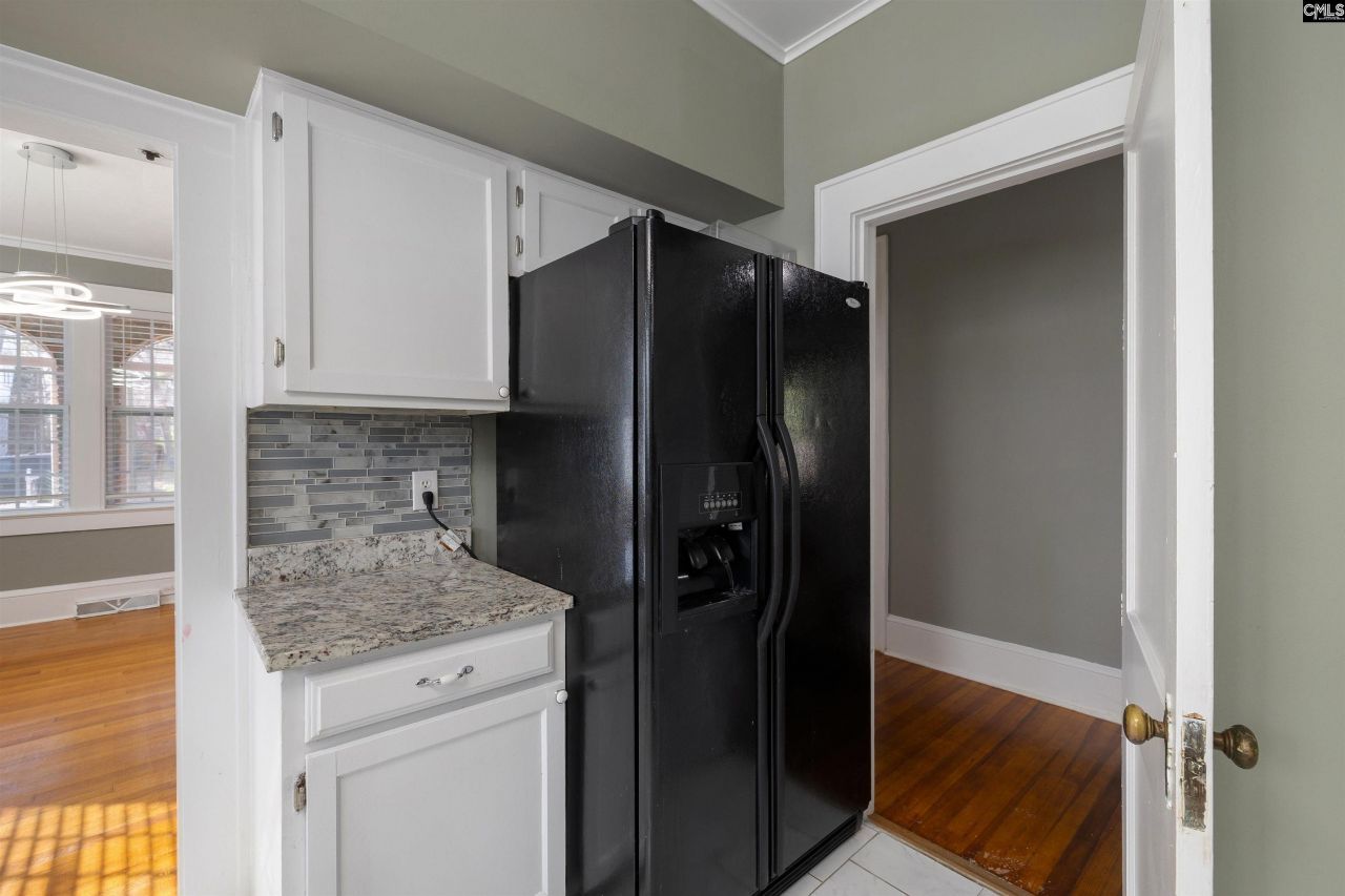 3 Warren Court Photo 11