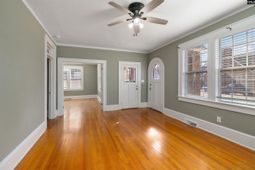 3 Warren Court photo 4