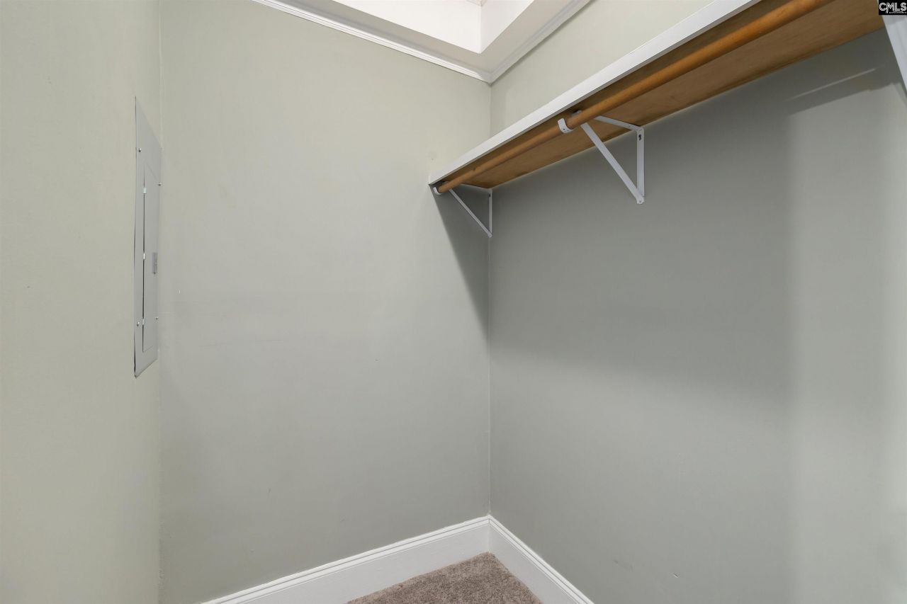 3 Warren Court Photo 30