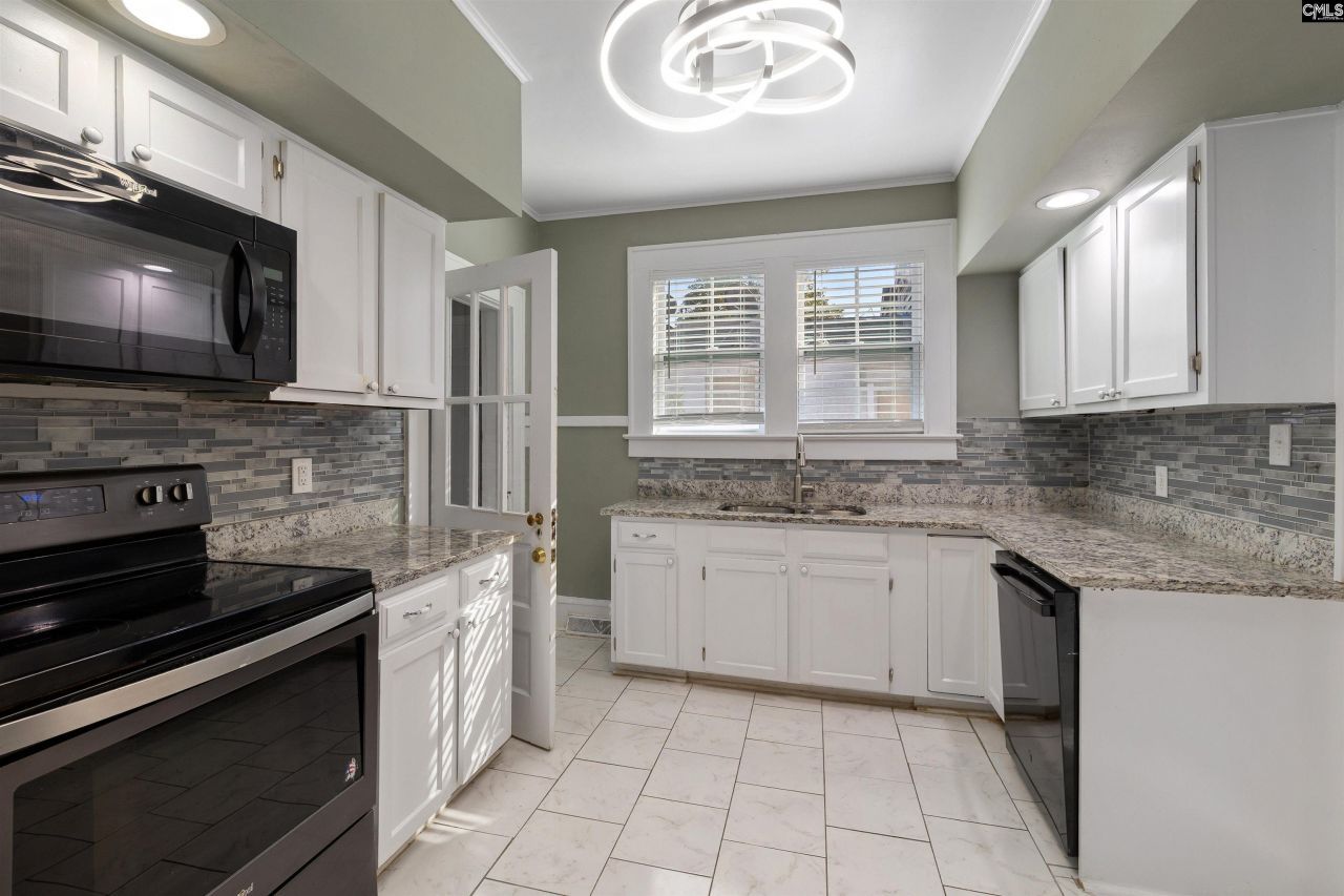 3 Warren Court Photo 7