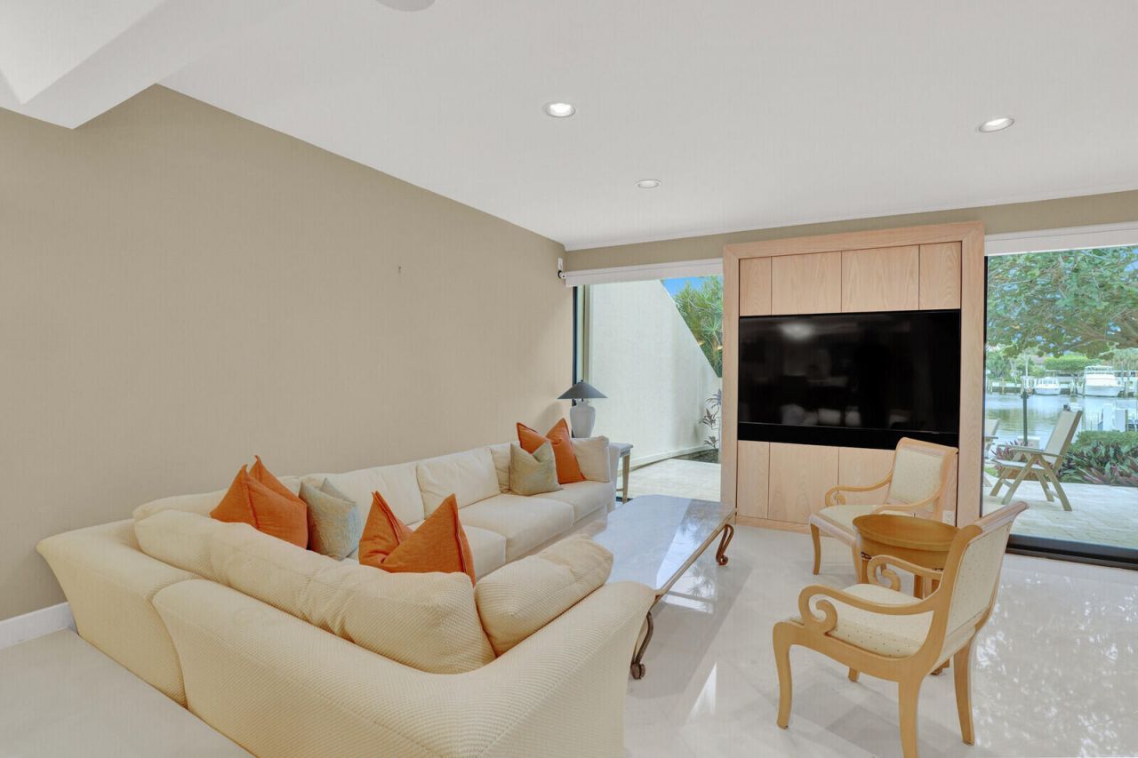 2717 N Ocean Boulevard, Unit 2, Boca Raton, FL 33431 Photo