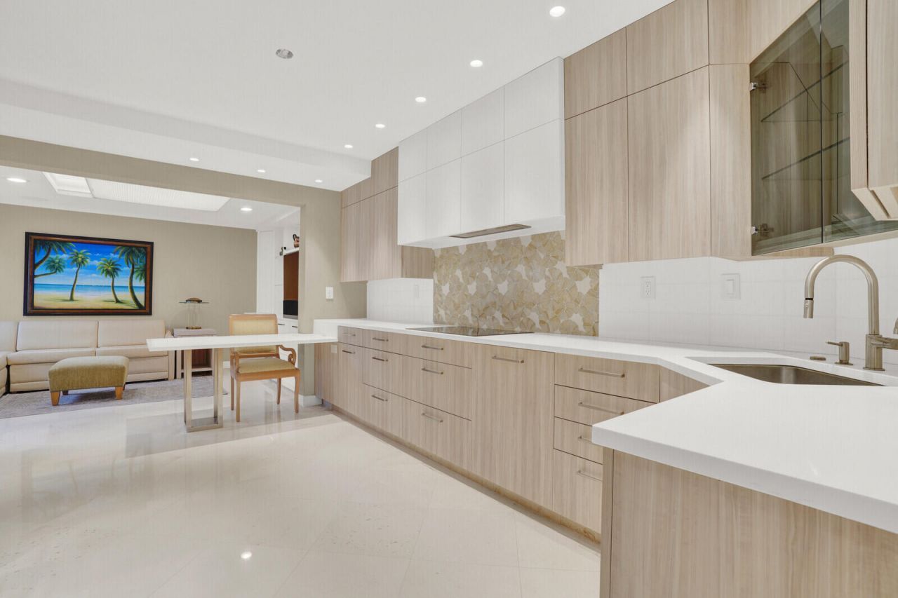 2717 N Ocean Boulevard, Unit 2, Boca Raton, FL 33431 Photo