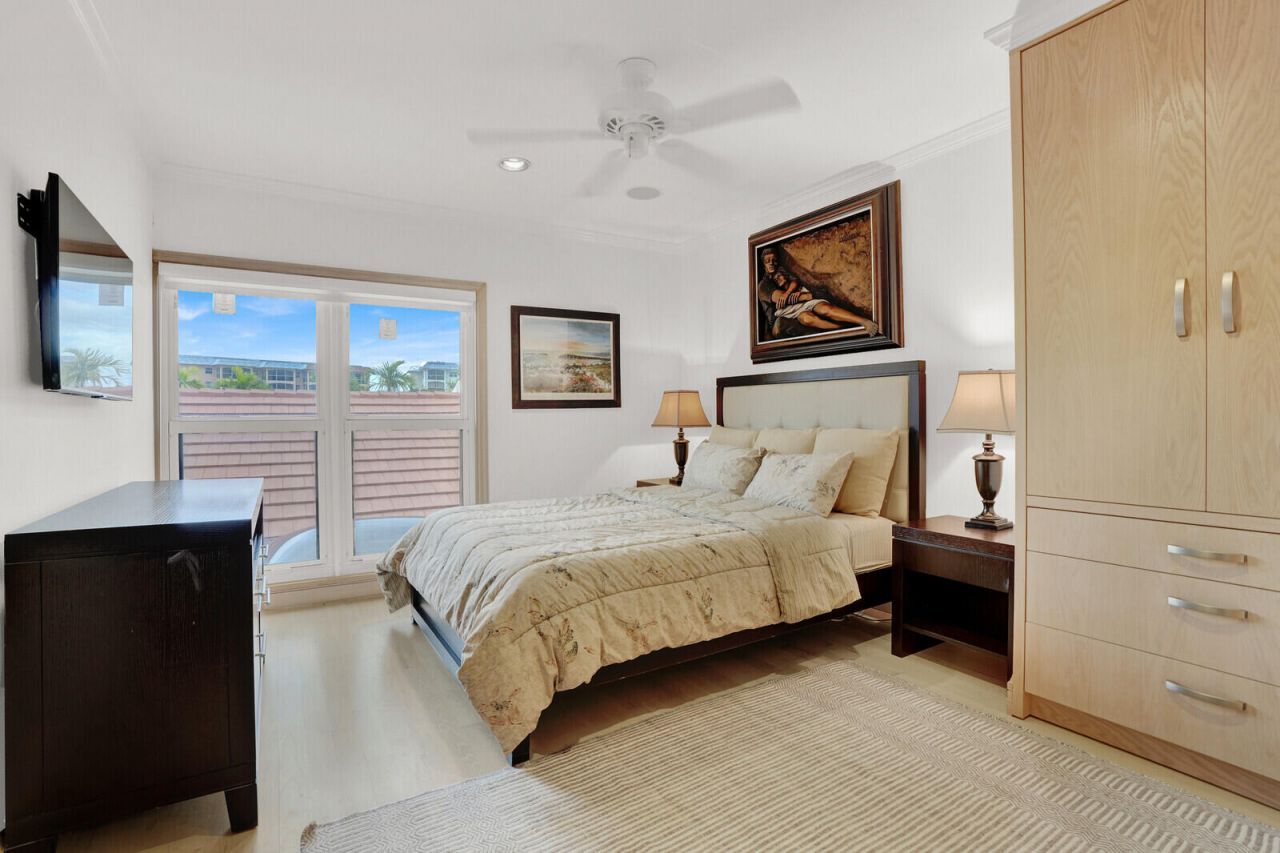 2717 N Ocean Boulevard, Unit 2, Boca Raton, FL 33431 Photo