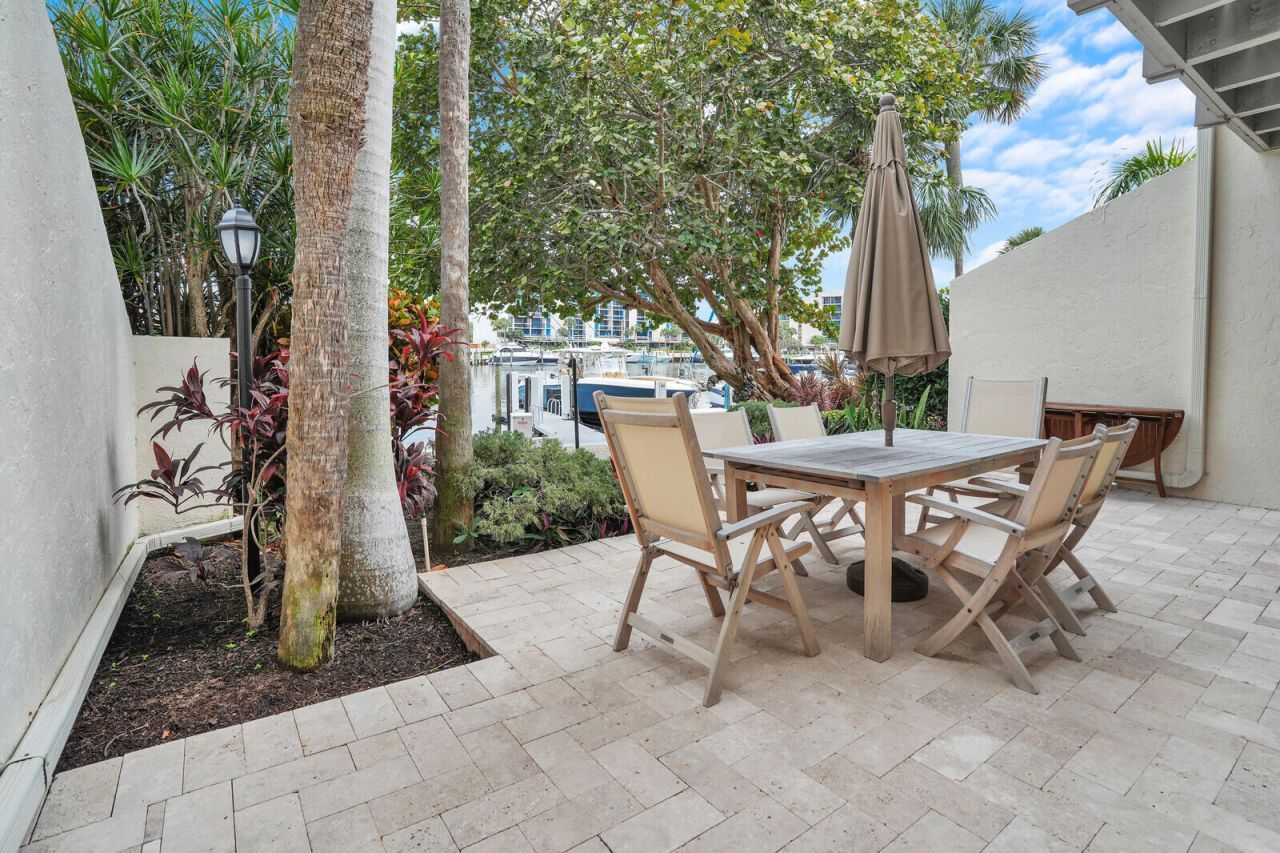 2717 N Ocean Boulevard, Unit 2, Boca Raton, FL 33431 Photo