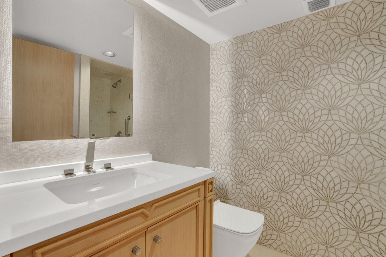 2717 N Ocean Boulevard, Unit 2, Boca Raton, FL 33431 Photo