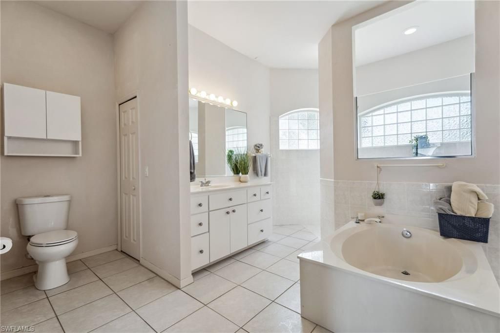 5413 SW 25th Pl, Cape Coral, FL 33914 Photo