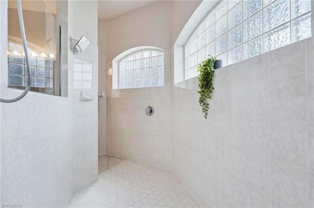 5413 SW 25th Pl, Cape Coral, FL 33914 Photo